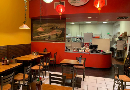 Fully equipped restaurant next Target in Bayfair mall
