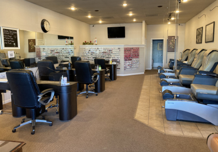 Established nail salon in Castro Valley off Redwood rd