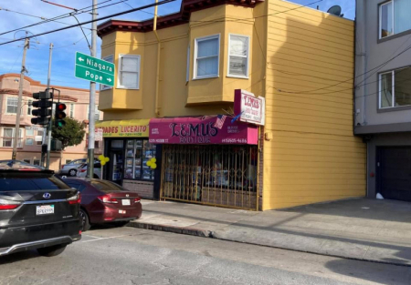 Mixed use commercial building for sale in SF Crocker Amazon