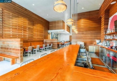 Asian Fusion restaurant for sale in Oakland upscale neighborhood