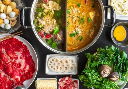 Hot Pot and Ramen restaurant for sale in Brentwood shopping center